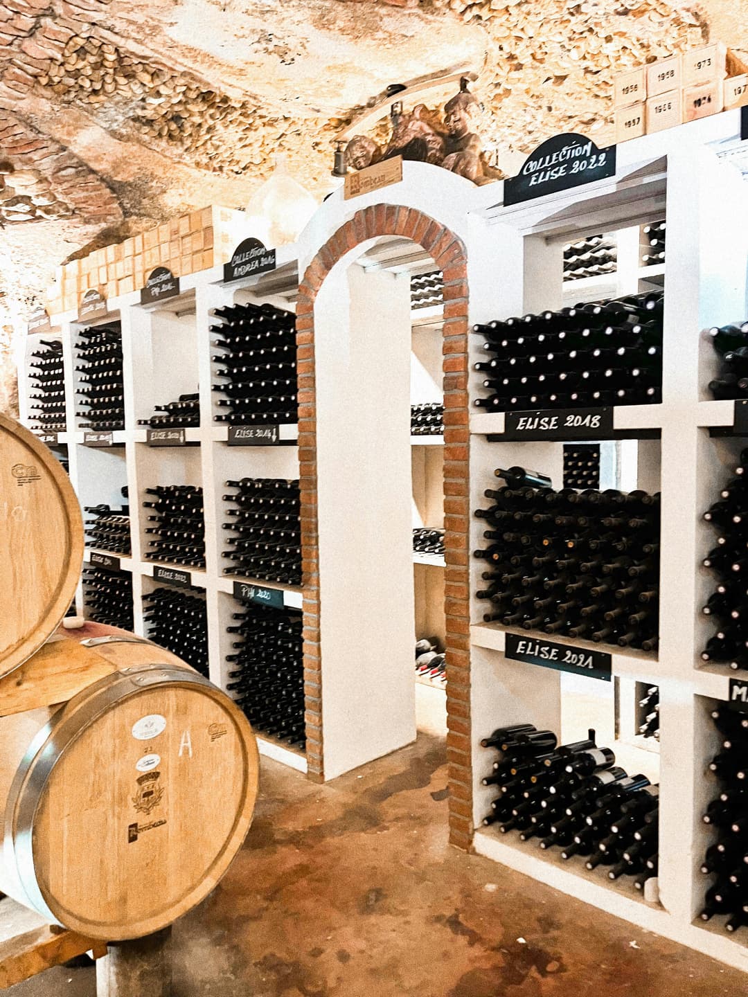 Degustare privată de vinuri rare în Crama Transilvaniei