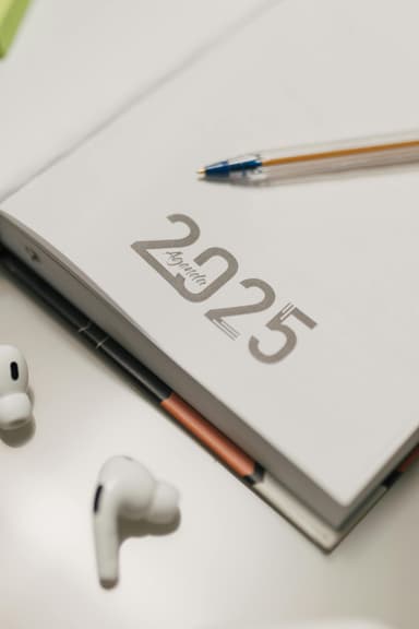Cum să-ți faci un jurnal de lifestyle în 2025
