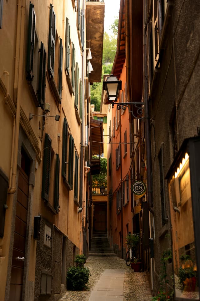 Top destinații romantice pentru toamna lui 2025