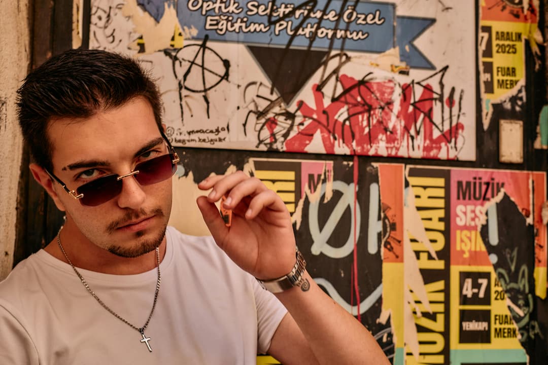 Cum să-ți alegi jeanșii perfecți în 2025