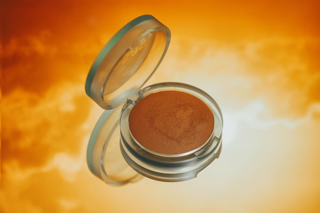 Cum să alegi corect nuanța de fond de ten pentru tenul tău