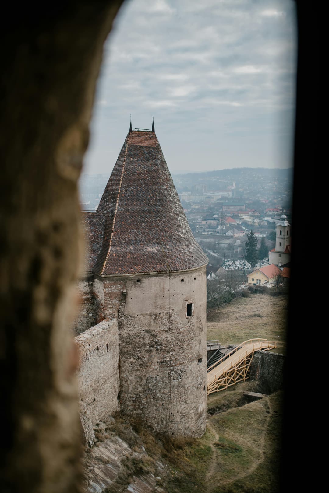 Cinema în grădină cu view la Castelul Corvinilor
