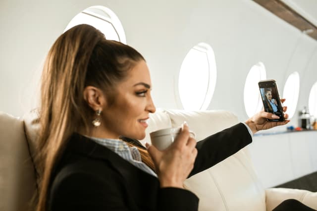 Lifestyle digital premium: aplicații de concierge și servicii exclusiviste la un click distanță