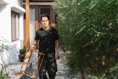 Weekend eco‑lux la pensiune cu grădină botanică privată