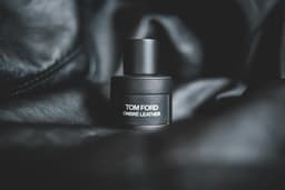 Top 5 parfumuri unisex de lux care au câștigat inimile milenialilor