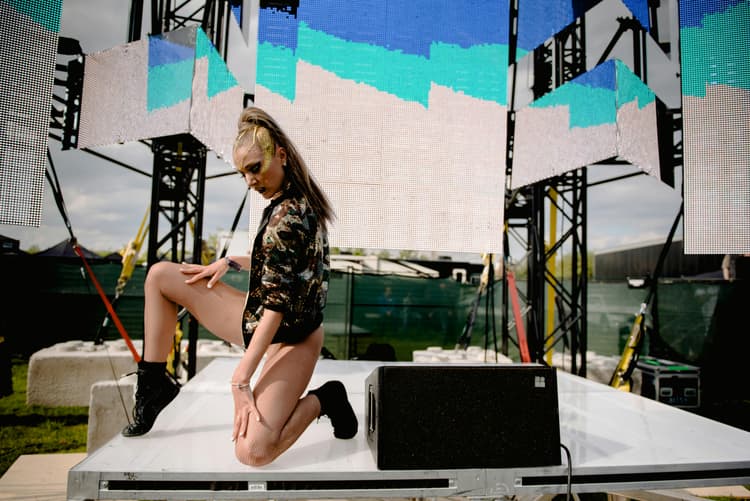 Moda de festival: ținute creative pentru concerte și evenimente outdoor
