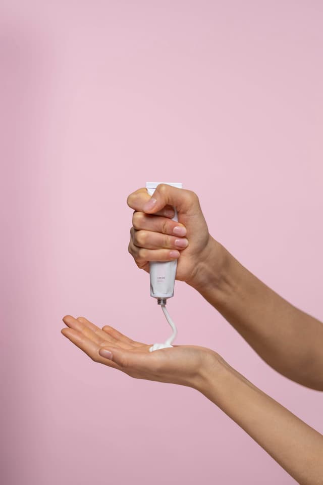 Skincare routine: ordinea corectă de aplicare a produselor