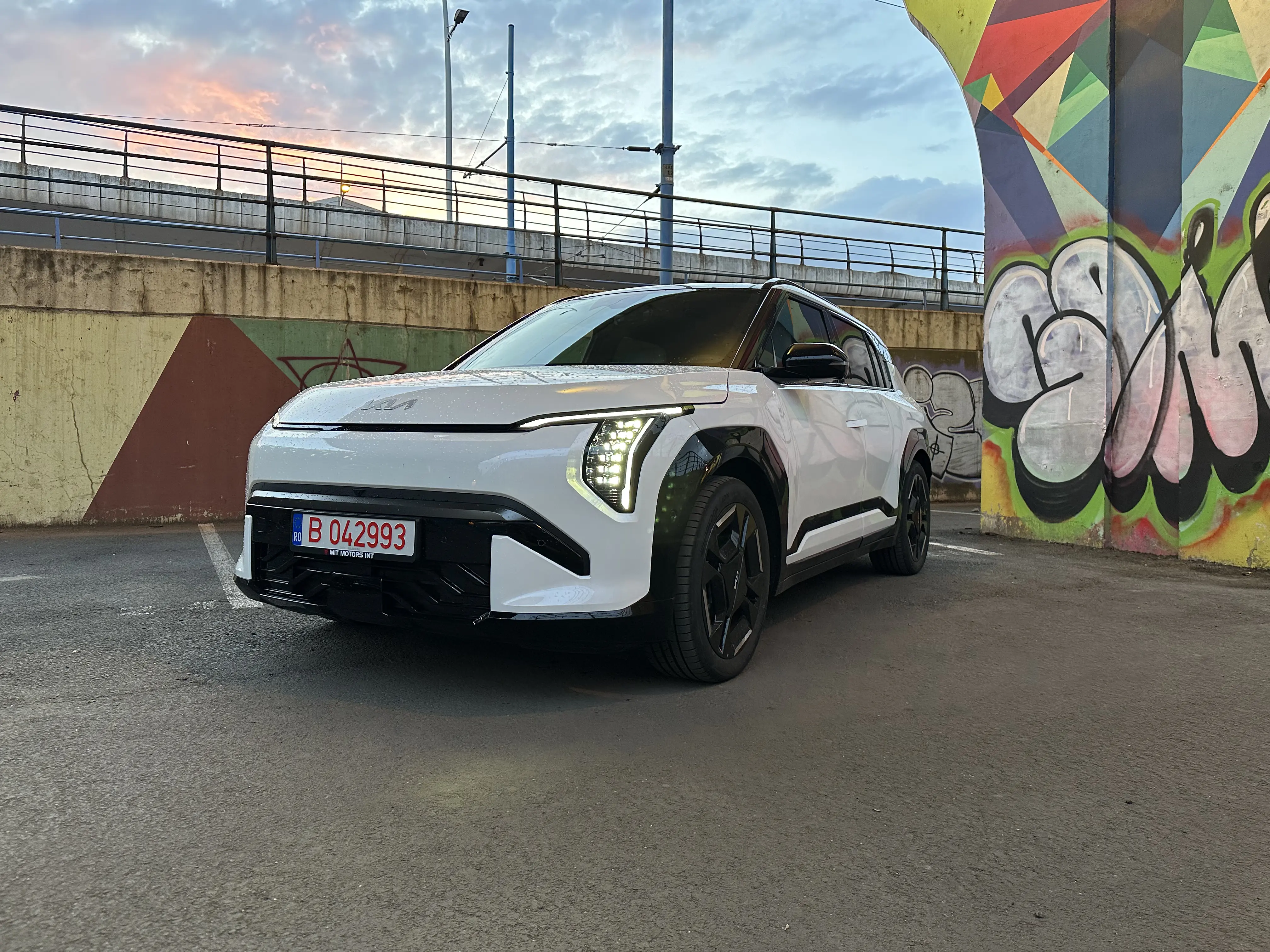 Test drive Kia EV3 2025: Primul Contact Cu Noul SUV Electric (Experiență Completă)