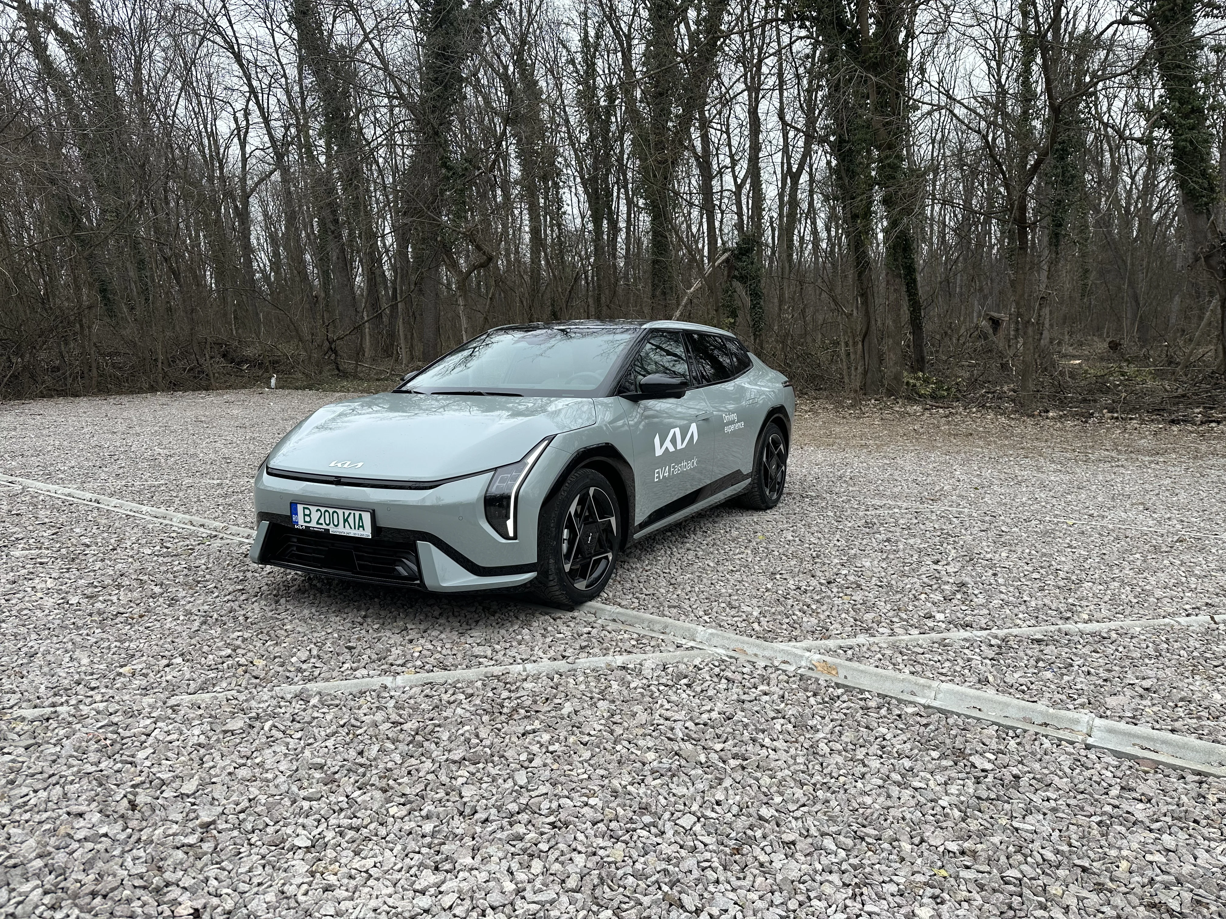 Test drive Kia EV4 Fastback: review complet în România al uneia dintre cele mai interesante electrice noi din 2026
