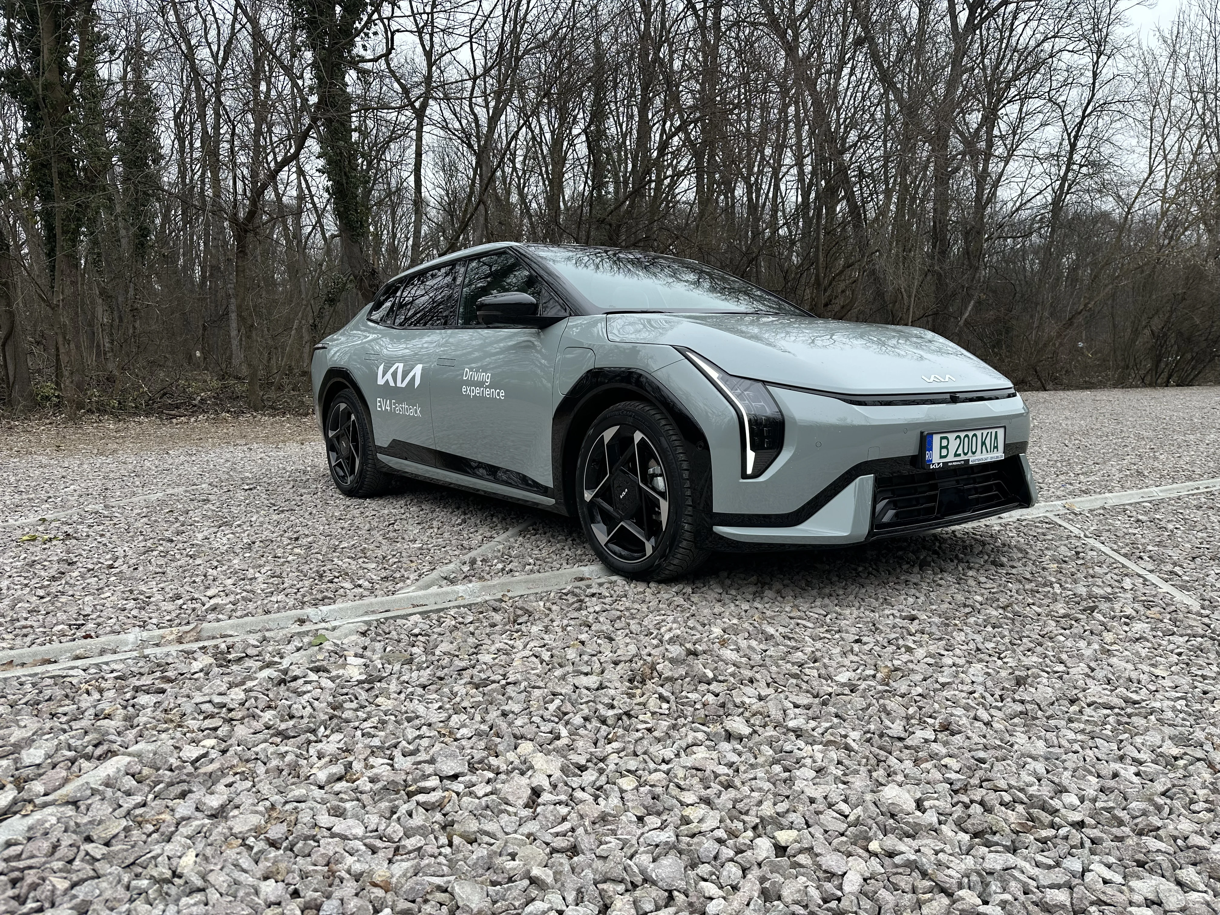Test drive Kia EV4 Fastback: review complet în România al uneia dintre cele mai interesante electrice noi din 2026